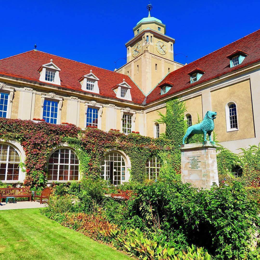 MoritzBrescius's tweet image. FOMO ALERT!!!
I highly recommend applying to Harvard's Center for European Studies -- they have several excellent visiting scholar programs: deadlines are coming up. ces.fas.harvard.edu/opportunities/…