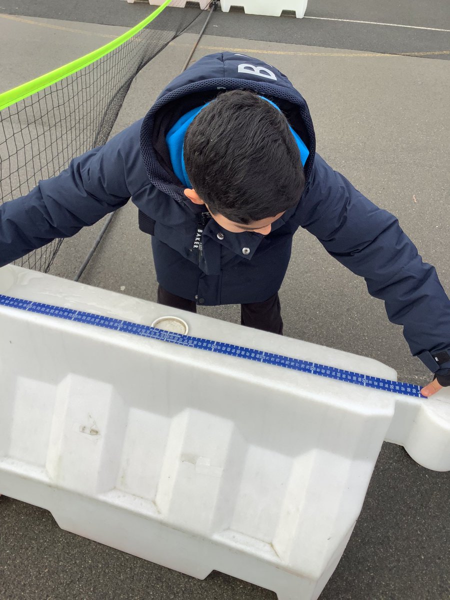 westheathprim's tweet photo. #WHPSClass13 went on a maths measurement hunt to help them understand the size of different units of measure and to help them make accurate estimates. #WHPSMaths https://t.co/6JcX2zuCu8