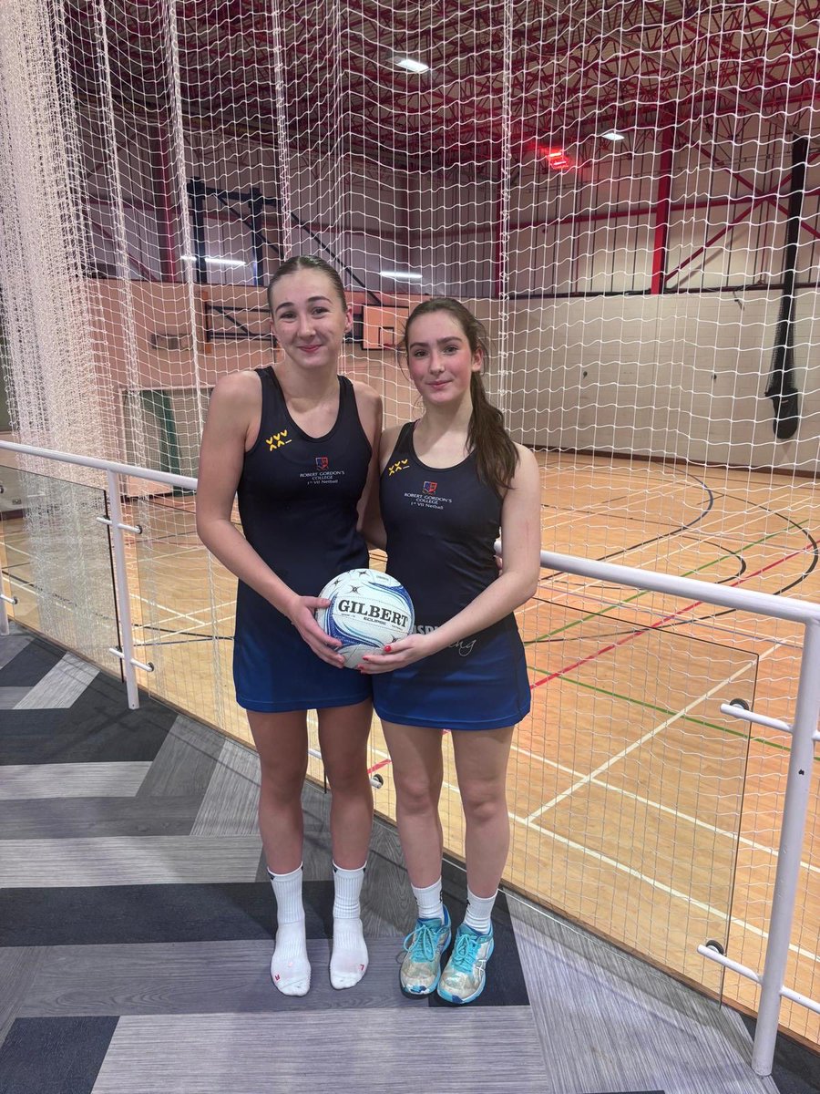 Well done to 1st VII 🏐 who are through to the last 16 of the Scottish Cup after winning vs a very strong <a href="/MonifiethHigh/">Monifieth High</a>. 🤩 Ava B &amp; Lexie L were joint POMs, both outstanding at either end of the court. 👏
#rgcsport <a href="/robertgordons/">Robert Gordon's College</a> <a href="/robin_macp/">Robin Macpherson FRSA 🧡</a> <a href="/cak13/">Clare Smith</a>