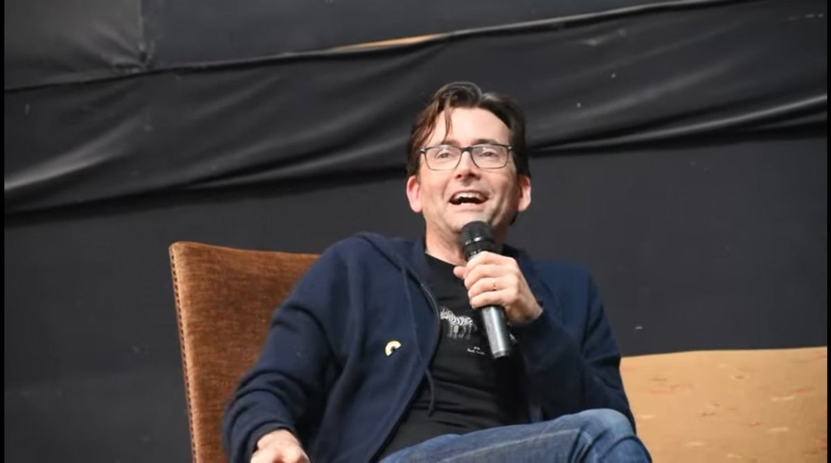 Lara102DT's tweet image. These pictures of David looking at me and answering my questions are destroying me😭😭