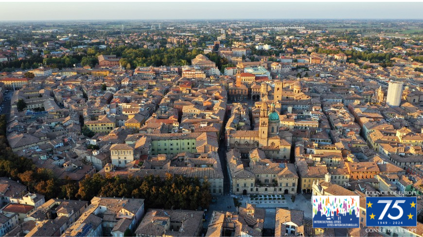 CoE_Antidiscri's tweet image. Reggio Emilia 🇮🇹 -  New report has been published analysing its intercultural inclusion policies - highlights include the "Reggio città Ditutti" strategy which embraces diversity and fosters inclusivity. #cityforeveryone  go.coe.int/Vo42u