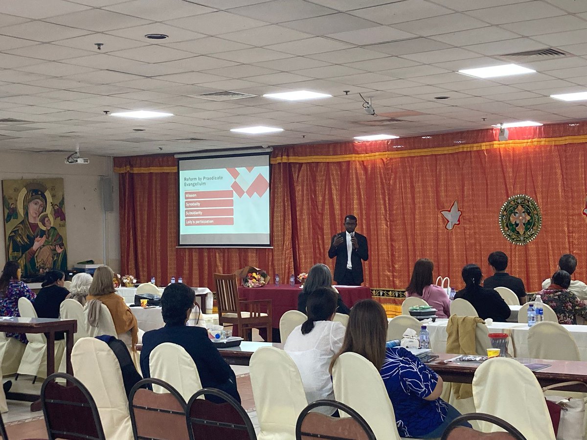 VaticanIHD's tweet photo. 📣 Apostolic Vicariate for Northern Arabia #AVONA organized an event on “Women’s Discipleship and Participation in a Synodal Church on Mission,” initiated by Bishop Aldo Berardi, with the participation of Pascale Debbane, Regional Coordinator for Middle East of the @vaticanihd.🤝 https://t.co/JwP0eYiJWX