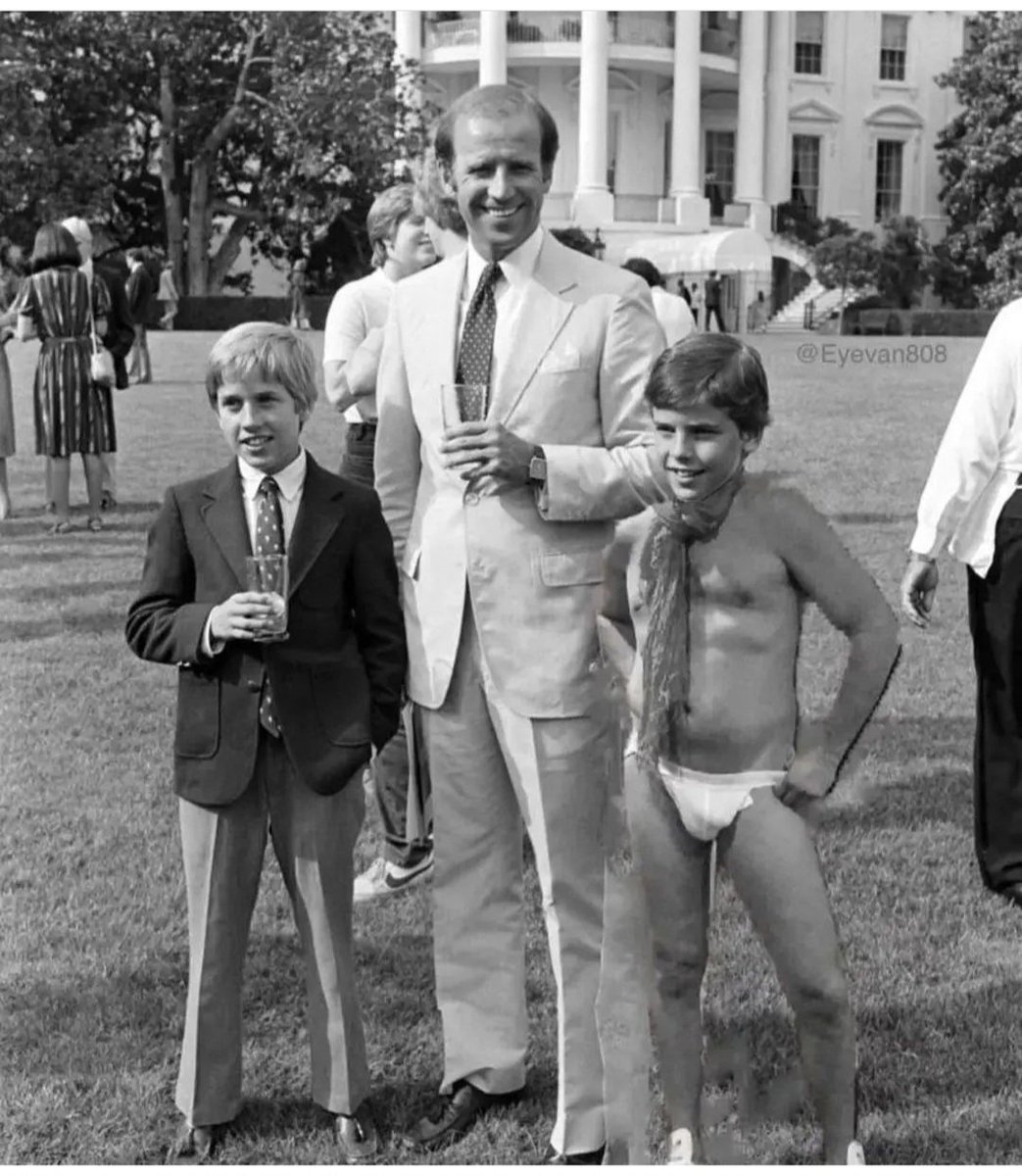 markoramius99's tweet image. You're a pathetic sycophant