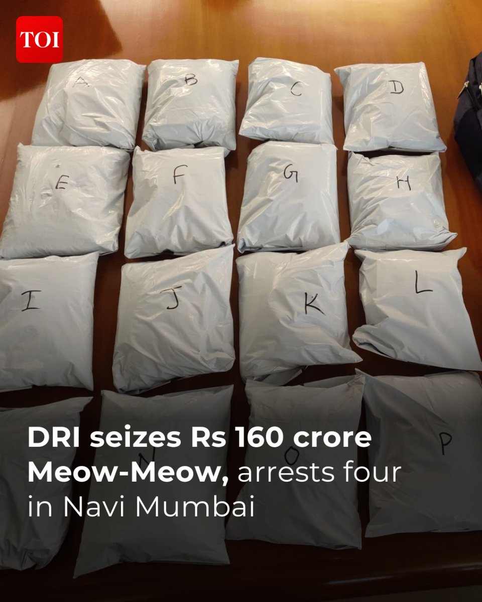 timesofindia's tweet image. The Directorate of Revenue Intelligence (DRI), Mumbai Zonal Unit, busted an interstate drug smuggling racket and seized a massive consignment of 16 kilograms of #Mephedrone (commonly known as &quot;Meow-Meow&quot;) worth Rs 160 crore.

Four persons, including a 71-year-old man, have been…