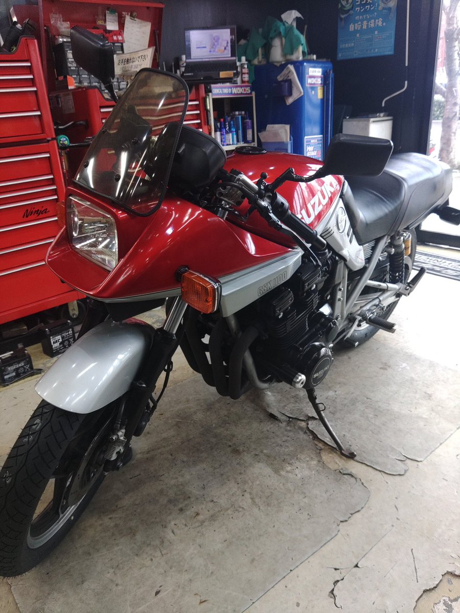 lightning_p38's tweet image. #スズキ #GSX1100S #刀