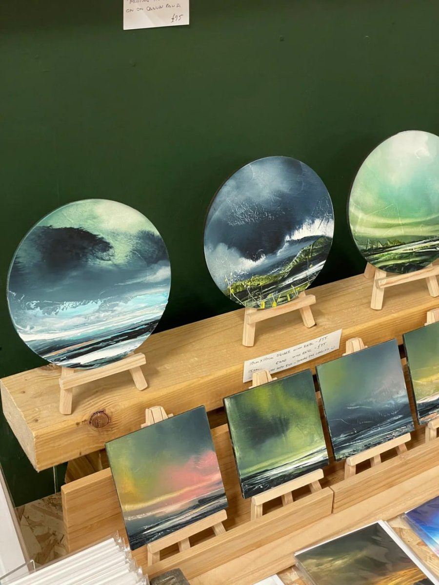 komplex06's tweet image. Art enables us to find ourselves and lose ourselves at the same time🎨💐
– Thomas Merton-