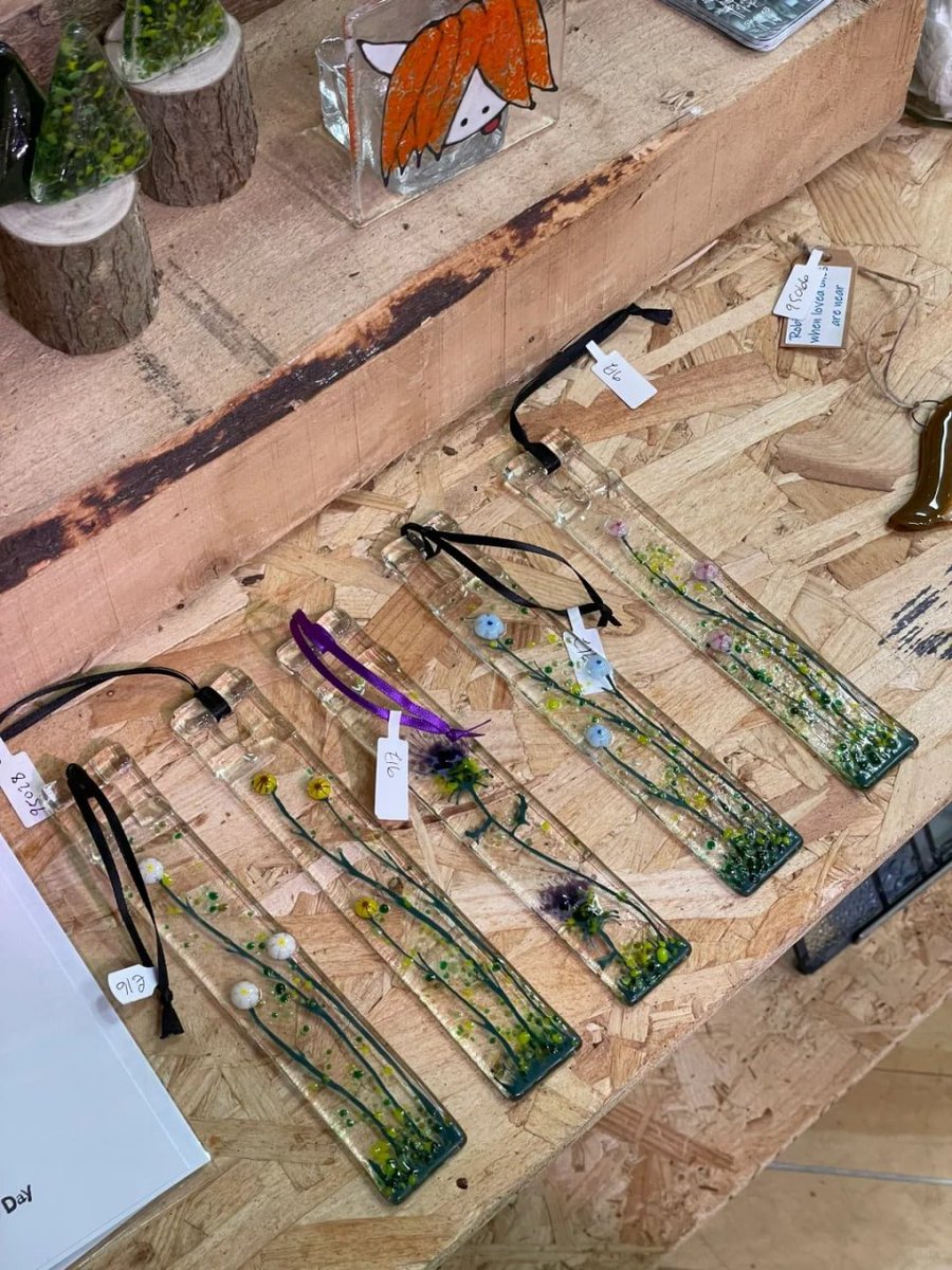 komplex06's tweet image. Art enables us to find ourselves and lose ourselves at the same time🎨💐
– Thomas Merton-