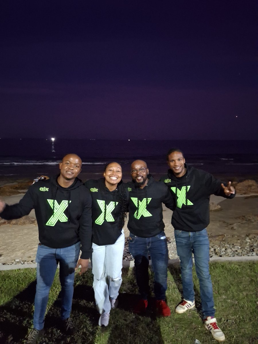 Simacoder's tweet photo. #Datathon #DIRISA : AIa for good: harnessing data for Healthcare solution. @DirisaNicis , team @alx_africa in providing their solution. https://t.co/BIY7ERtgK9