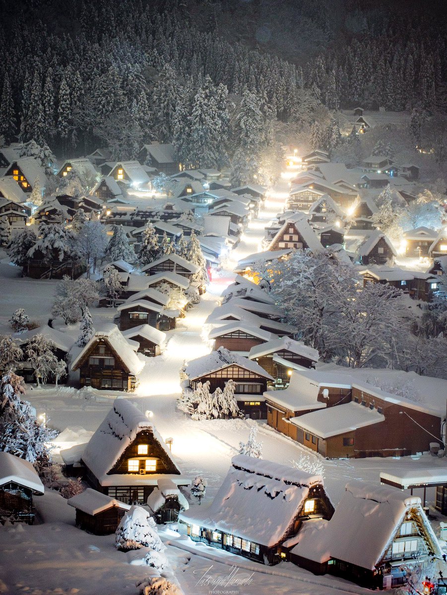 r_photolog's tweet image. 世界に誇る日本の原風景
白銀の白川郷