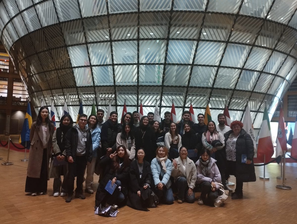 Institut d’Estudis Europeus (@iee_uab) on Twitter photo Una de las instituciones más impresionantes de ver es el Consejo, especialmente el Edificio Europa, donde se reúnen los jefes de Estado y de Gobierno. Ayer los estudiantes del Máster en Integración de <a href="/Dret_UAB/">Facultat de Dret UAB</a> pudieron vivir en primera persona lo que es trabajar en el Consejo Una de las instituciones más impresionantes de ver es el Consejo, especialmente el Edificio Europa, donde se reúnen los jefes de Estado y de Gobierno. Ayer los estudiantes del Máster en Integración de <a href="/Dret_UAB/">Facultat de Dret UAB</a> pudieron vivir en primera persona lo que es trabajar en el Consejo