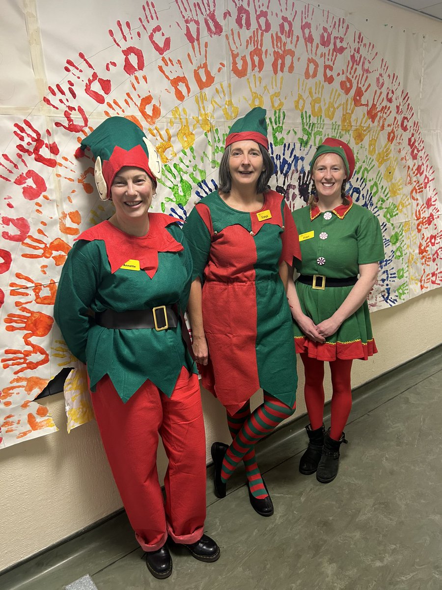 Freya Sledding 🥧💙 (@sleddingfreya) on Twitter photo It’s National Elf Day !
Nursing and AHPs leaders <a href="/AiredaleNHSFT/">Airedale Hospital</a> have dressed up to spread some Christmas cheer and raising funds for Alzheimer’s
justgiving.com/page/catherine… It’s National Elf Day !
Nursing and AHPs leaders <a href="/AiredaleNHSFT/">Airedale Hospital</a> have dressed up to spread some Christmas cheer and raising funds for Alzheimer’s
justgiving.com/page/catherine…