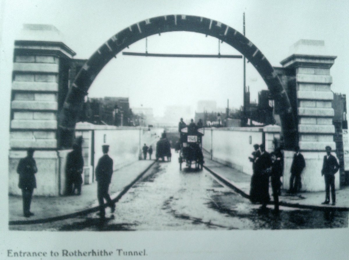 December 4 St Barbara's FeastDay &amp; #WorldTunnellingDay
St Barbara the Patron Saint of Tunnellers
Traditionally Saint's statue placed by entrance of a tunnelling project to protect tunnellers
Brunel's #ThamesTunnel &amp; #rotherhitheroadtunnel 2 important tunnels here in #rotherhithe