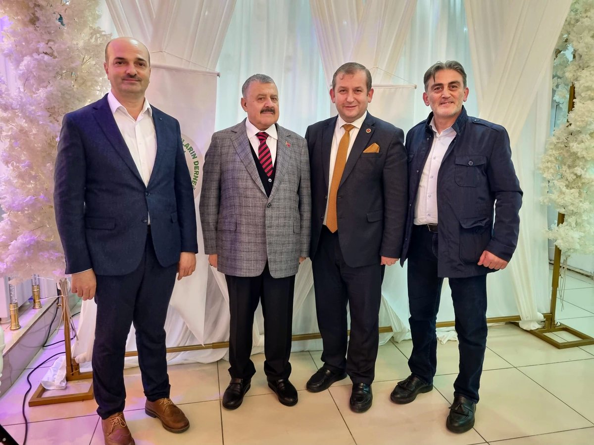selamiaykut's tweet photo. #UMADER Uluslarası Mazlumlar Derneği Genel kuruluna katılım sağladık.
Görevi devir eden Adem Yüce ve ekibine teşekkür eder,yeni göreve seçilen Sn Necati GÖKSU ve yönetimine başarılar dilerim.
@UmaderT Hayırlı olsun @necatigoksu https://t.co/HFbzczvEbG