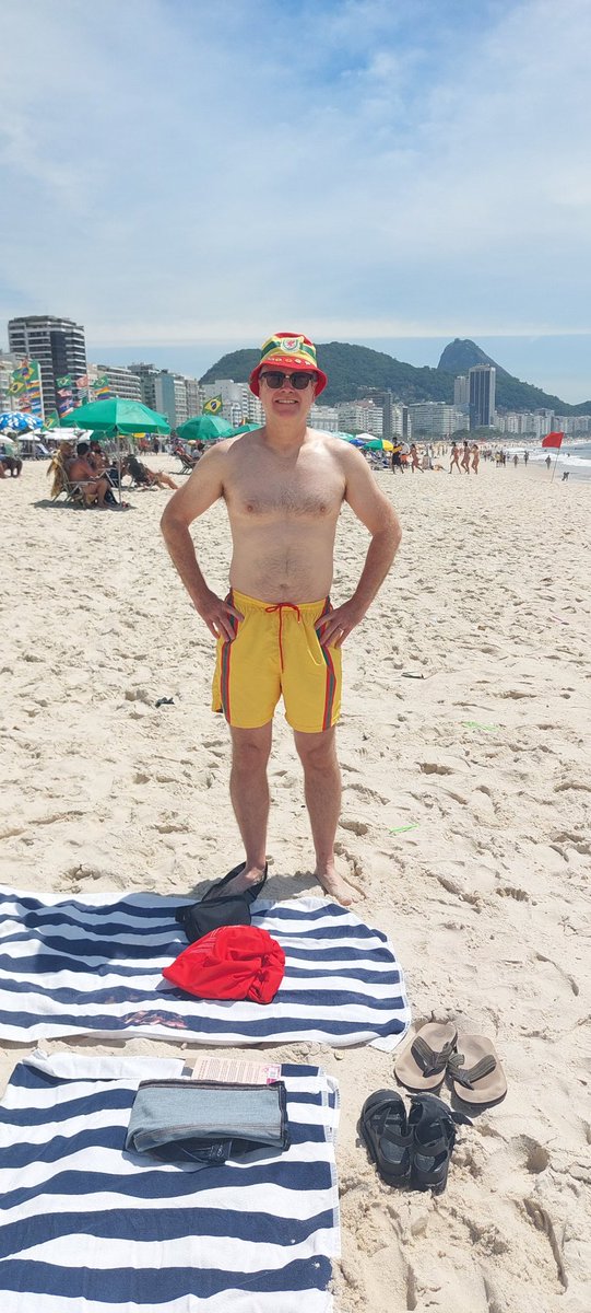 PMarkWilliams1's tweet photo. #wegeteverywhere @spiritof58wales
Traeth Copacabana, Rio https://t.co/wPYJAzYJ5R