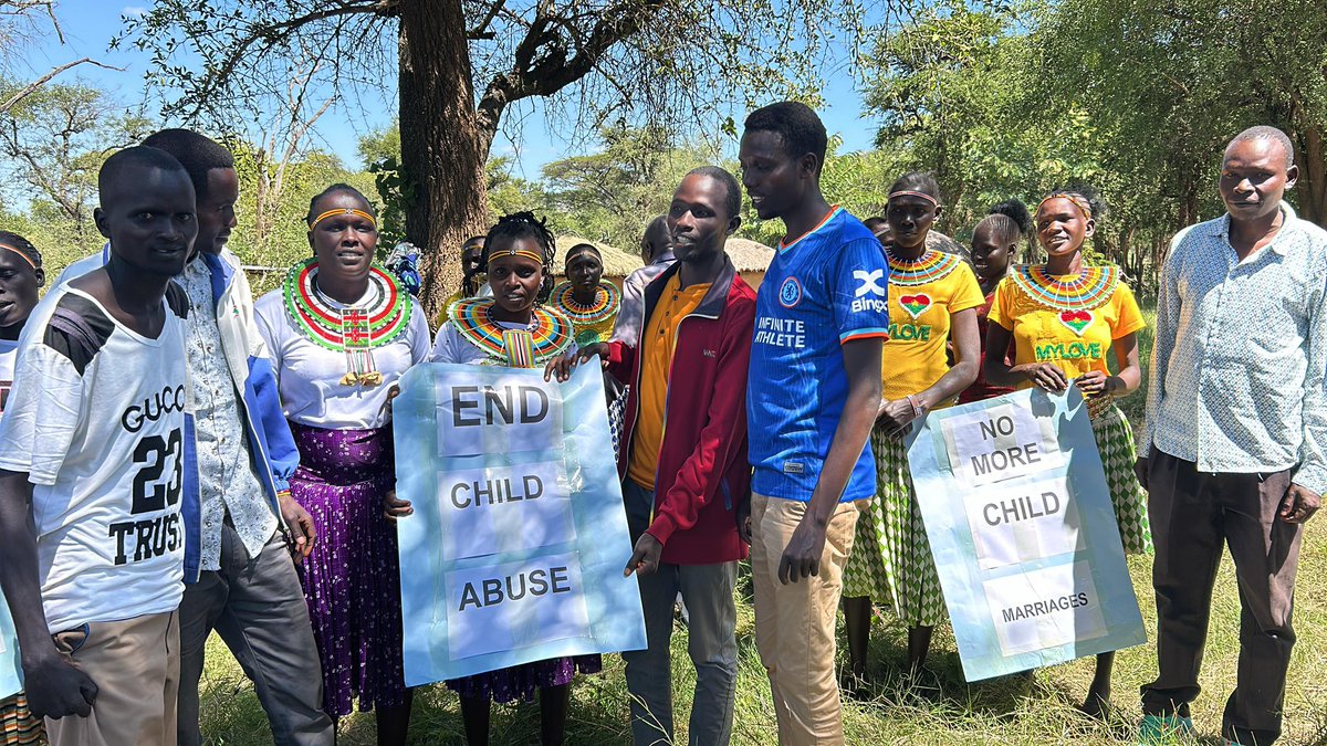 IinKenya's tweet photo. Women groups in West Pokot come together for #16DaysOfActivism, raising their voices to #EndViolenceAgainstWomenandgirls. Together, they champion a future free from harm, rooted in cultural resilience and unity. #OrangeTheWorld #IndigenousWomen 
@IIWF @MADREspeaks @UN_Women https://t.co/vcYYK3oS9s