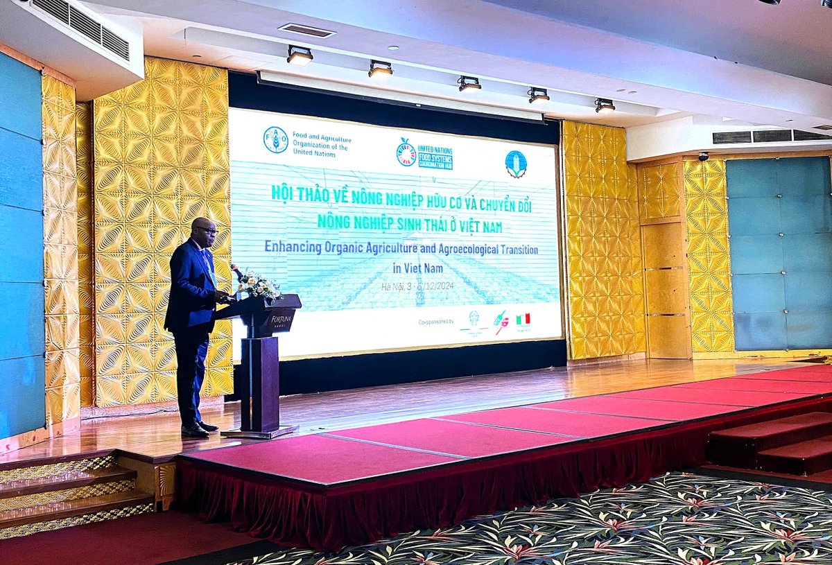 FAOVietNam's tweet image. 🌱@FAOVietnam and #MARD co-hosted a workshop on #OrganicAgriculture &amp;amp; #agroecological transition in 🇻🇳. A vital step toward sustainable farming, featuring knowledge exchange, solution proposals &amp;amp; #partnerships for #foodsystems transformation.