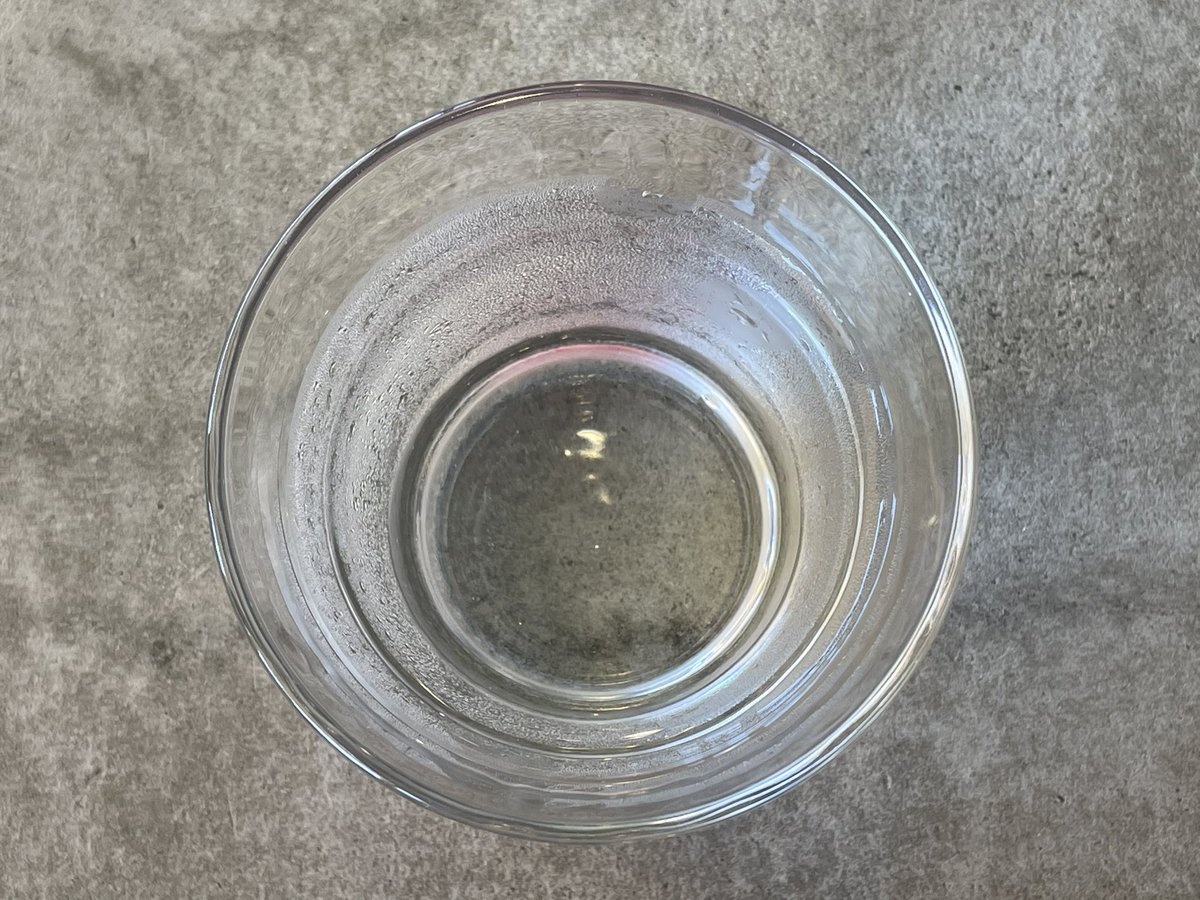 eijitakanaka's tweet photo. 早速お冷が到着🛬
いただきます😋
灼熱の猛暑日の命の一滴💧とても美味しいです😋キンキンに冷えたお水で生き返りました。
グラス涼やかです🫗
#numacafe #お冷 #お水 #水 #手賀沼フィッシングセンター #手賀沼ブルーベリーサマー2024 #グラス #千葉県 #柏市 #曙橋 #柏市最果てのカフェ https://t.co/27ps3aNXCf