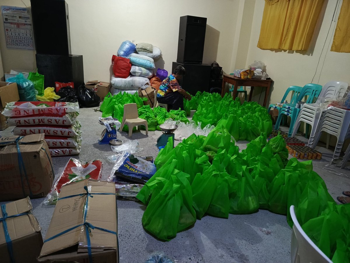 its been years since ginawa natin to till now nagiging practice na natin ang tumulong..more sponsors more places to reach out..thank u po ng marami