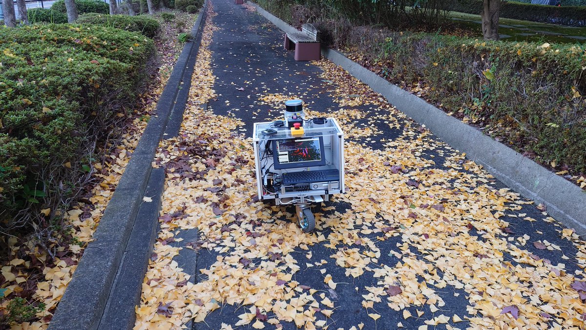 atan2sin's tweet image. いよいよ #つくチャレ 本走行が今週末となりました。
キャンパス内で #ロボット の調整をしています。
#大阪工業大学 #情報科学部 #ものづくり #ROS