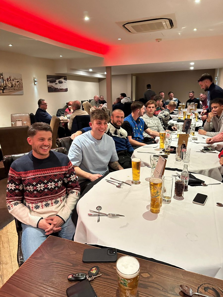 Bracknell Town FC tweet media
