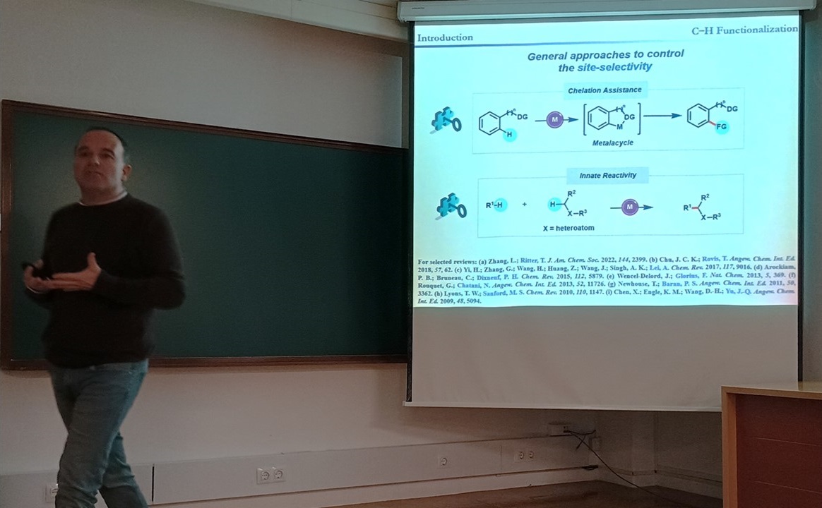 Javier Carreras (@javicarreras_) on Twitter photo Magnífica conferencia ayer de <a href="/CorreaChemLab/">Arkaitz Correa</a> sobre activación C-H en aminoácidos y péptidos, dentro de los seminarios del programa de doctorado de Química Médica. ¡Excelente química, gracias por visitarnos! <a href="/IQAR_UAH/">IQAR-UAH</a> <a href="/UAHes/">Universidad Alcalá</a> Magnífica conferencia ayer de <a href="/CorreaChemLab/">Arkaitz Correa</a> sobre activación C-H en aminoácidos y péptidos, dentro de los seminarios del programa de doctorado de Química Médica. ¡Excelente química, gracias por visitarnos! <a href="/IQAR_UAH/">IQAR-UAH</a> <a href="/UAHes/">Universidad Alcalá</a>