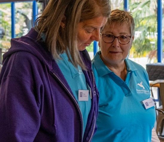 HummingbirdCSG's tweet image. At Hummingbird, we know how important it is to feel supported when facing the challenges of cancer. That’s why every Monday, we create a safe, welcoming space where you can connect, relax, and take part in therapies designed to nurture your mind, body, and spirit.