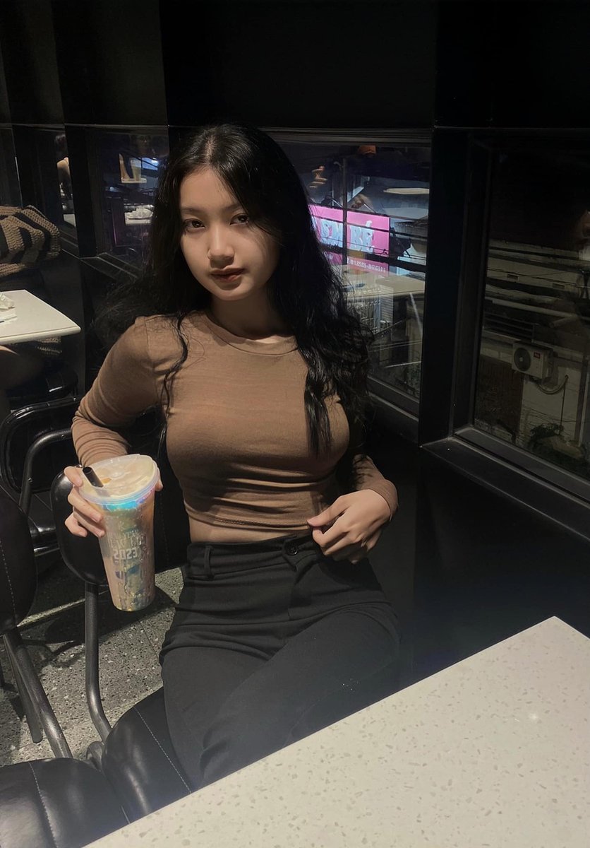 Thành công của bạn là nguồn cảm hứng cho người khác. Triển vọng tích cực của bạn thu hút may mắn. Darcel Chisari