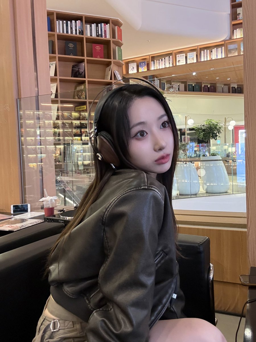 X_in_official's tweet photo. [#한나]

heehee💭

#XIN #엑신
#HANNAH #한나 https://t.co/Lv89jeOJB7