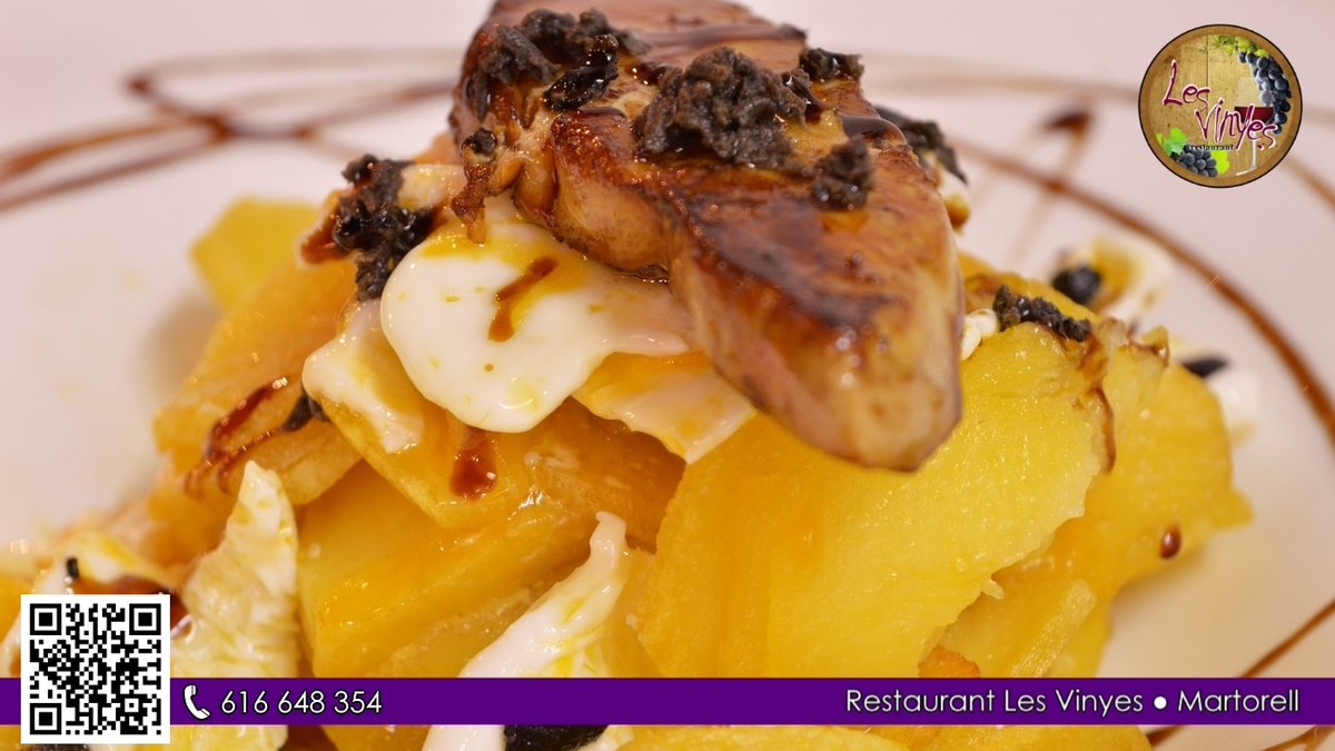 Nuestros clientes lo adoran: Huevos estrellados con trufa y foie. 

👉 Reservas &amp; Comida para Llevar 📋 cartaqr.lesvinyesrestaurant.com 📲 616 648 354 ● ☎ 93 775 58 45

#LesVinyes #Restaurant #Martorell #Comer #Cenar #Gastronomia