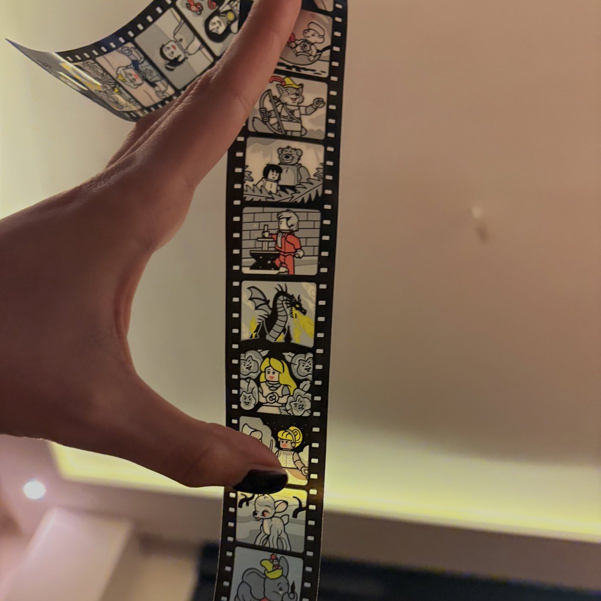 mosichin's tweet photo. Adult money part 2 T^T https://t.co/4TwFd4DlLI