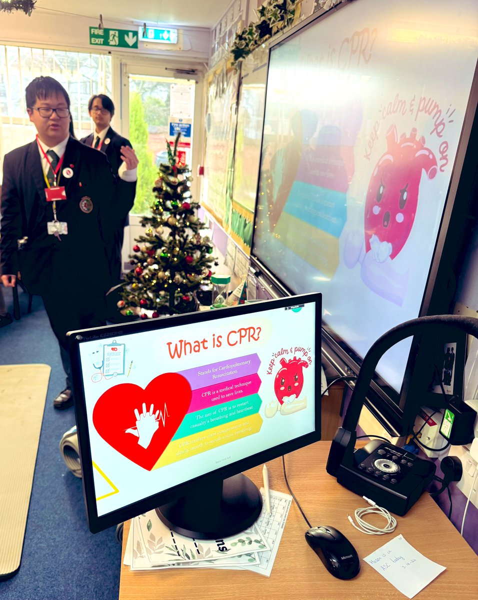 QMGS_CYM's tweet image. CYM Physical Health Team visited our local primary school,St Mary’s Mount.The class of Year 5’s learnt emergency life skills during the Basic First Aid workshop. Today’s session was delivered by Junze,Suleman,Kiera & supported by Sub Team Leader;Harman (All First Aid ⛑️ trained!)