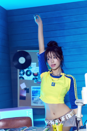 rorastuffs's tweet photo. K-line. YGJP hasn't officially released the others yet. https://t.co/oGinjh9AH2