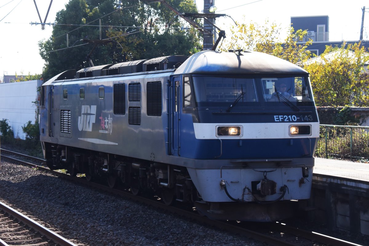 kuhane130's tweet photo. 2024年12月4日撮影①
今日は、5052レを撮影の為、川崎新町に長時間滞在
単8153 EF210-143
4095レ EF210-347
1153レ EF210-3
75レ EF210-326
#EF210 #川崎新町駅 #EF210143 #EF210347 #EF2103
#EF210326 https://t.co/dduM4FdEFS