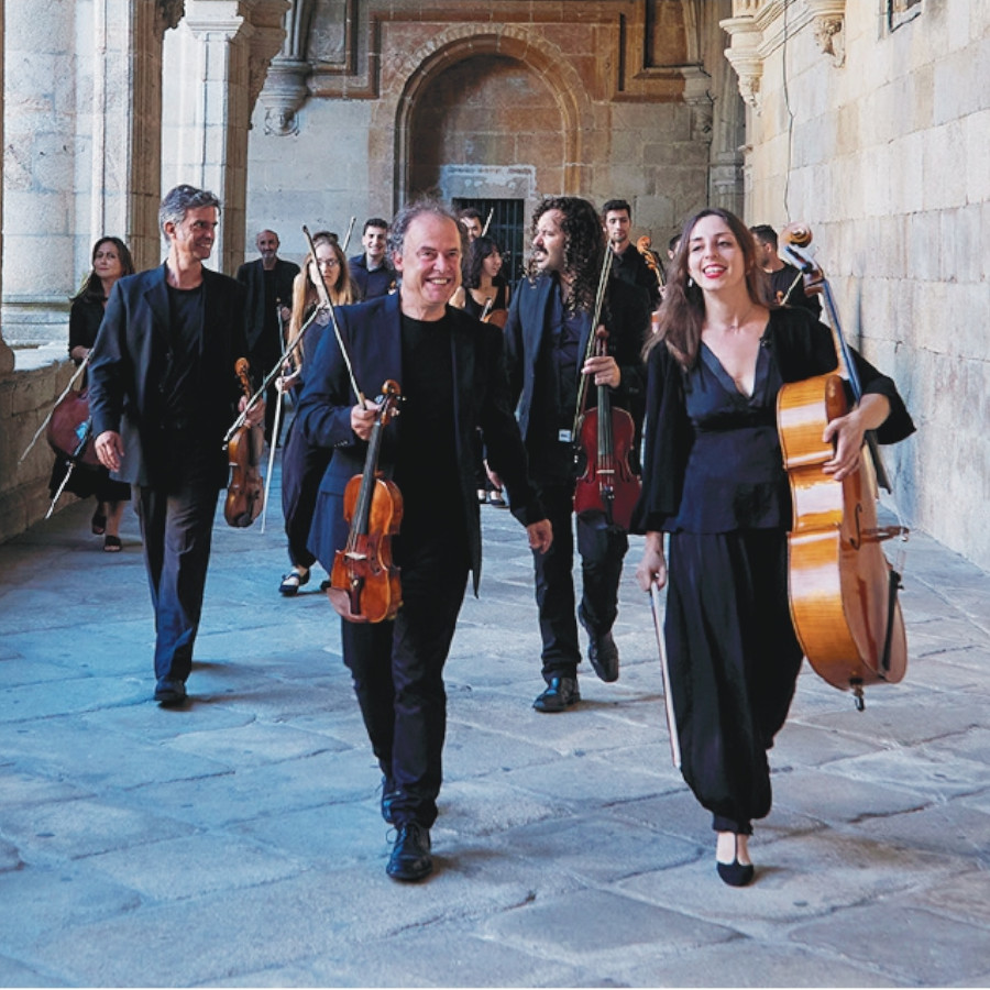 A <a href="/sfcoruna/">Sociedad Filarmónica A Coruña</a>   pecha o ano cun concerto da <a href="/ocga95/">OCGa</a> 
Anotade ben

📌xoves 05 de decembro ⏱20 h
Venda de 🎟no despacho de billetes da Praza de Ourense, no propio teatro o mesmo xoves e na ligazón 👉entradas.ataquilla.com/es/ventaentrad…