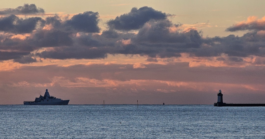 You may have noticed we had a visit from two Dutch Navy vessels this week.  They were conducting navigation training and have now left for UK waters.