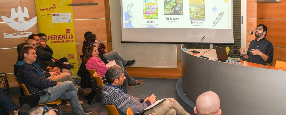 Interesantes jornadas formativas sobre el uso de juegos de rol en el aula saloncomicvalencia.com/joc-rol/#progr…