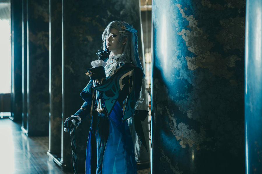 sgn0300's tweet photo. 【コスプレ写真】原神  
ヌヴィレット：菅野 
Photo：@yohparks 

#川久ハロウィン2024 #Kawakyuhalloween2024
#GenshinImpactcosplay #Nuvillette https://t.co/pzMU4kNSuJ