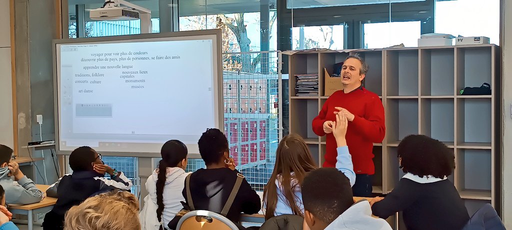 Le projet d'écriture de chansons avec les Ogres de Barback a démarré pour les 5A et les 5B. Deux chansons déjà écrites et mises en musique. Un magnifique projet de territoire. Bravo aux élèves pour leur inspiration, aux équipes engagées et aux artistes 👏