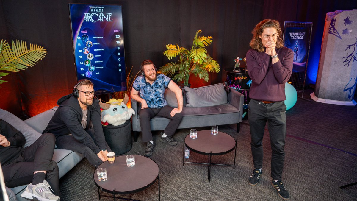 BlackFireIce tweet media