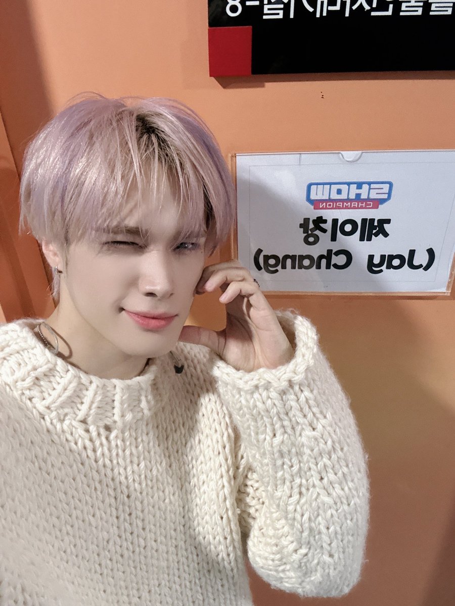 선라이트 기다려줘서 고맙고!! 내가 더 사랑하는 거 알지? 오늘도 함성 커서 나도 힘 많이 받았어~!! 응원하러 와줘서 짱이다💛 사랑해💛💛

#JayChang #제이창 #ジェイチャン