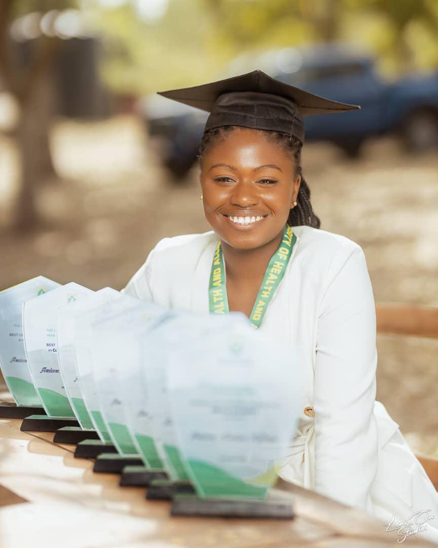 msa_uhas's tweet image. Heartfelt congratulations on this outstanding achievement!
At the 9th UHAS graduation Dr. (Med) Amisum Kabuga Carleen was the star girl sweeping eight awards.
🎉🎉🎉