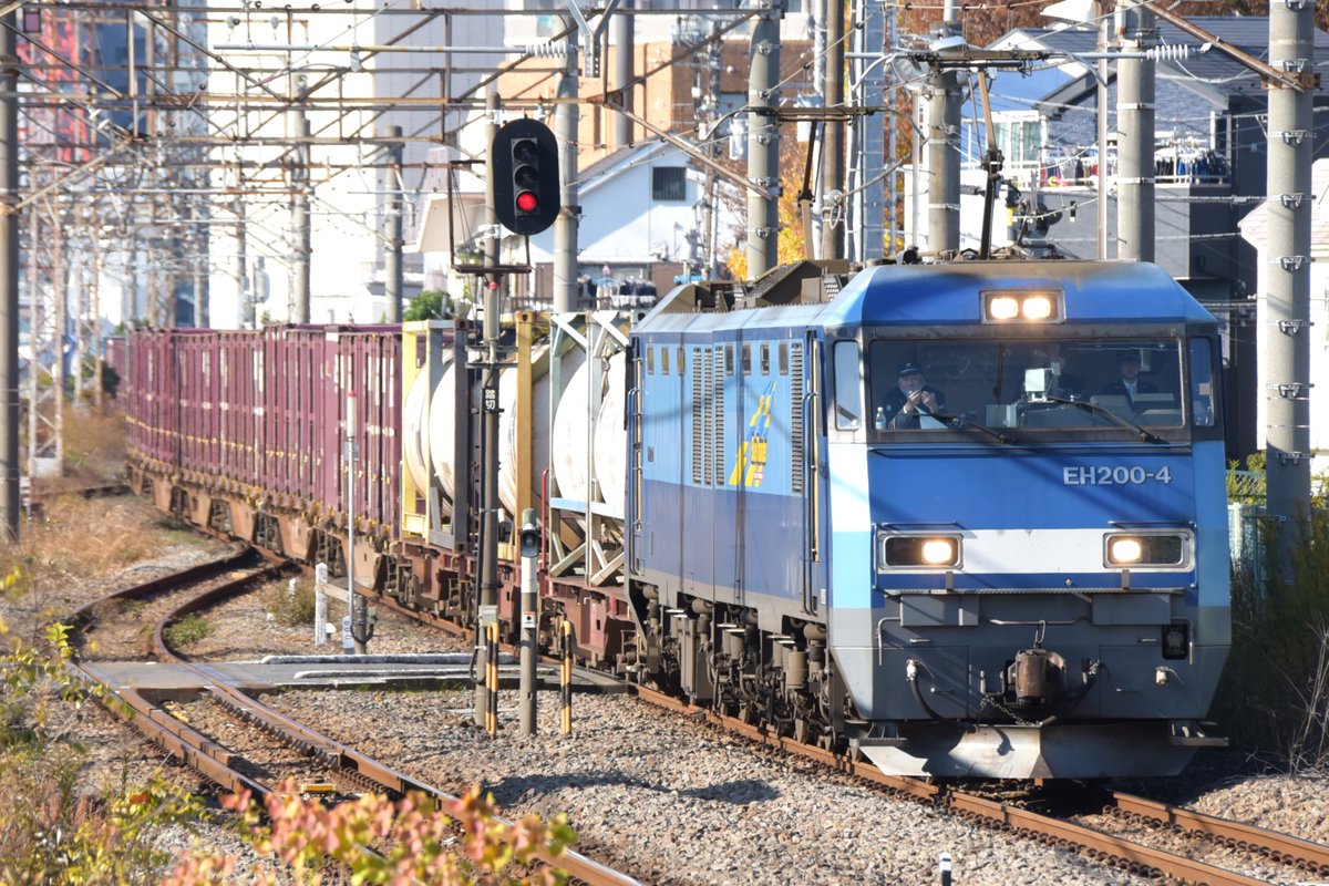 kuhane130's tweet photo. 2024年12月4日撮影④
単8154 EF210-124
72レ EF66-129
2088レ EF200-4
8460レ EF65-2097
#EF210 #川崎新町駅 #EF210124 #EF66129 #EH2004
#EF652097 #EH200 #EF65 https://t.co/xITV0iZlIB