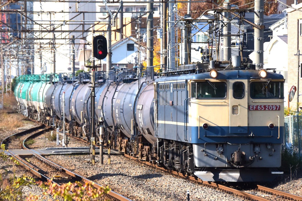 kuhane130's tweet photo. 2024年12月4日撮影④
単8154 EF210-124
72レ EF66-129
2088レ EF200-4
8460レ EF65-2097
#EF210 #川崎新町駅 #EF210124 #EF66129 #EH2004
#EF652097 #EH200 #EF65 https://t.co/xITV0iZlIB
