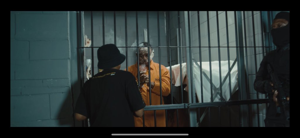 IamMicMonsta's tweet photo. #WorkDey Video depict a life of crime, a possible outcome of what I would have become if I was not focused on the music. 

"Cuz family matters don di pack foh ma head
Society go make you love only tin way you hate.
But I’m still, steady working on my Rhythms 

OUT NOW! https://t.co/fUfLoJnKCQ