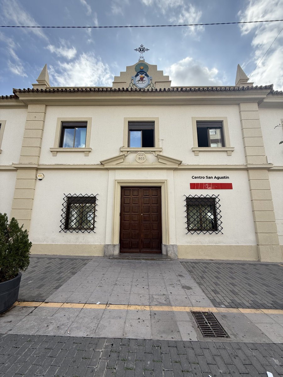 BadToxic's tweet photo. Arriving in #Motril (#ship #NorwegianPearl).
#church #churches #Kirche #Kirchen #streets #oranges #orangeTree #OrangenBaum #cruiseShip #cruise #Kreuzfahrt #Schiff #vacation #Urlaub #Spain @umiizza #NowegianCruiseLine @CruiseNorwegian https://t.co/Luzzvh4L5z