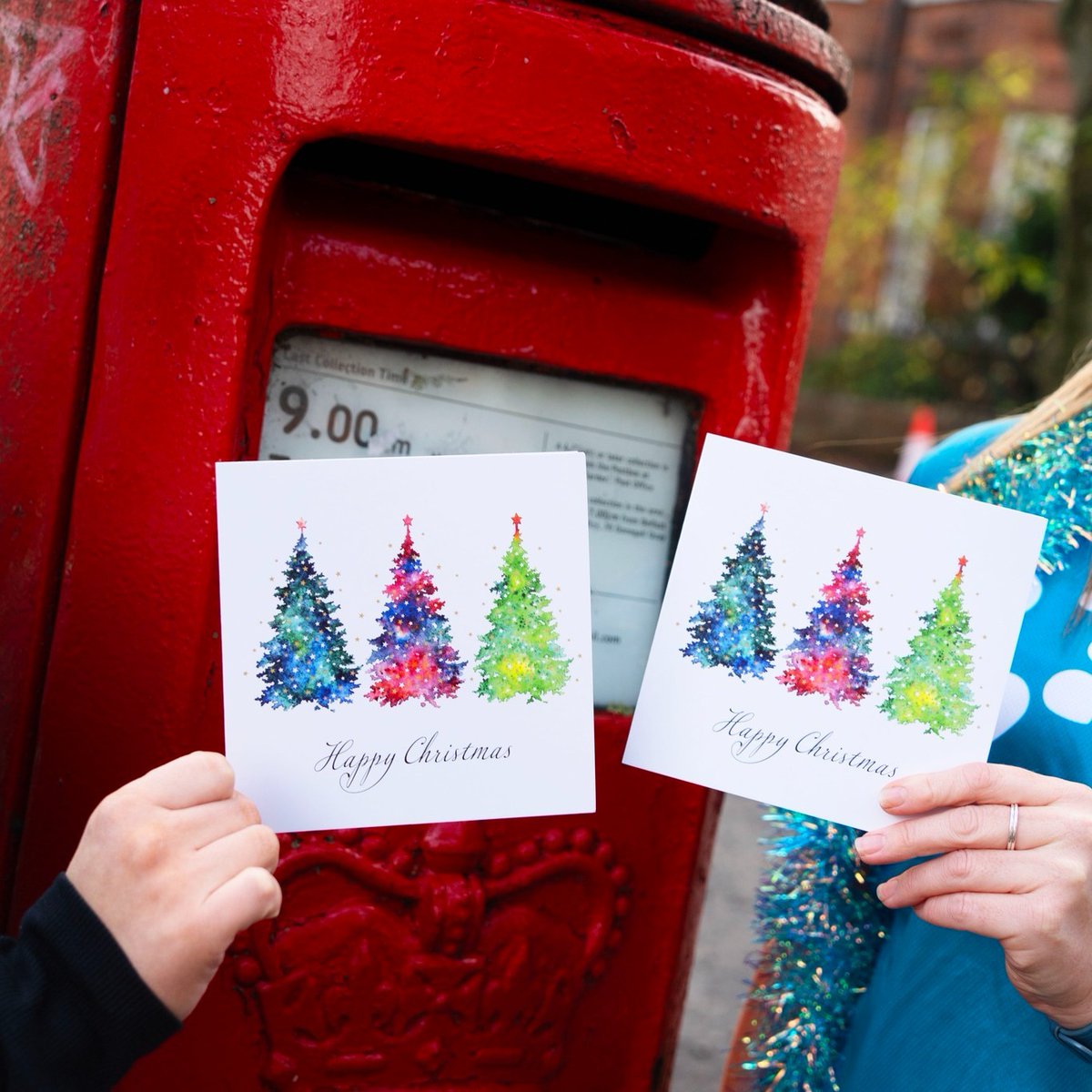 Support local families this festive season by purchasing @cancerfocusni Christmas cards 🎄

Every penny raised will help Cancer Focus Northern Ireland provide care and support for families 📷

Find your nearest shop here: cancerfocusni.org/fundraising/sh…