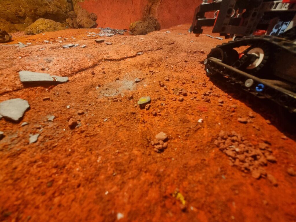 Cerebral_Ape's tweet image. 🛸 From curiosity to discovery—learn all about the technology behind Mars exploration in our fun STEM workshop! 🚀 #STEM #MarsRovers #Innovation @NASA @STEMinAction @SpaceX [Book now: buff.ly/3Zjwp8p]