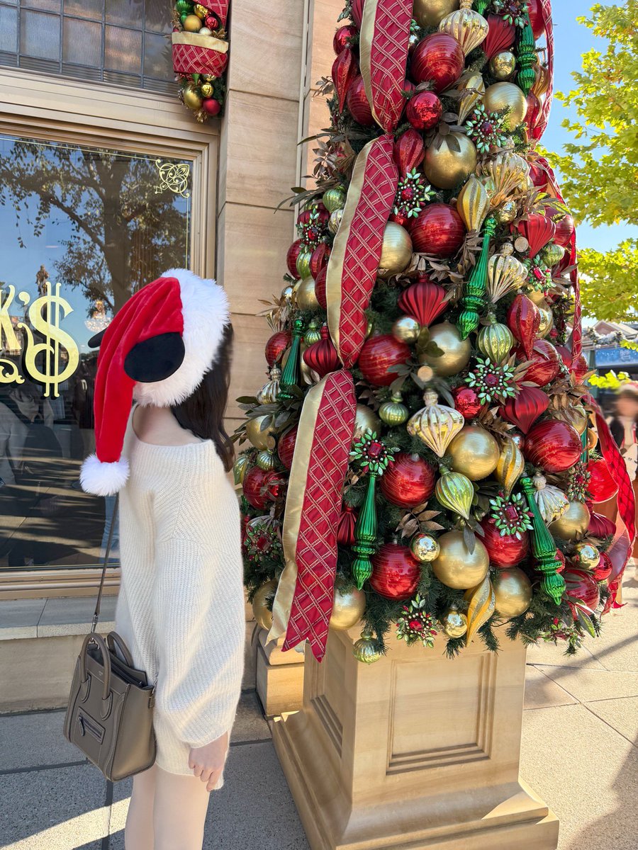 _hnx25's tweet photo. 🦌🧣❄️ https://t.co/GoFa8Pqw7s