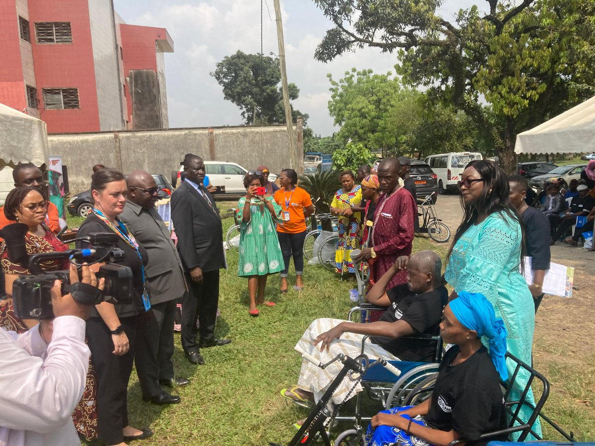 RefugeesCmr's tweet photo. #DisabledButNotDefeated! On the #InternationalDayForTheDisabled 71 champions benefitted wheelchairs, tricycles,canes,glasses, prostheses and disability cards in Douala.Their resilience tells us that barriers are steppingstones. Let's continue to uplift and empower. #UNHCR #MINAS https://t.co/SeKgJAykYX