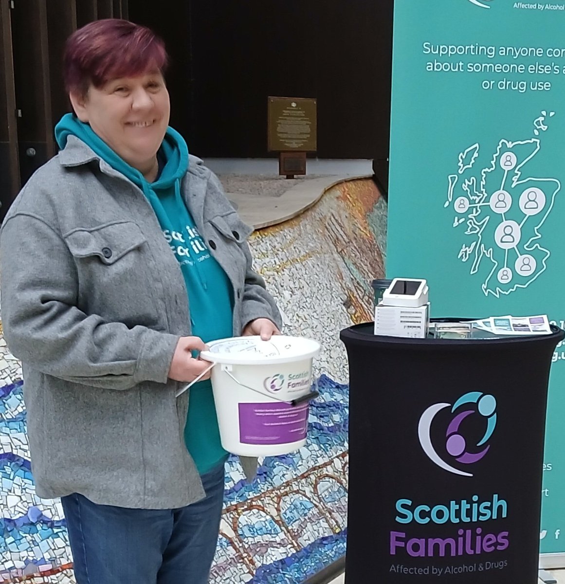 Justina Murray (@ceosfad) on Twitter photo #TeamSFAD staff and volunteers out in force at Glasgow Central station today for our Xmas bucket collection. A chilly start to the day but 100% heart-warming to see people's generosity in supporting <a href="/ScotFamADrugs/">Scottish Families Affected by Alcohol and Drugs</a>, thank you! #TeamSFAD staff and volunteers out in force at Glasgow Central station today for our Xmas bucket collection. A chilly start to the day but 100% heart-warming to see people's generosity in supporting <a href="/ScotFamADrugs/">Scottish Families Affected by Alcohol and Drugs</a>, thank you!